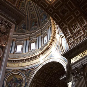  Apartment Vatican 84
